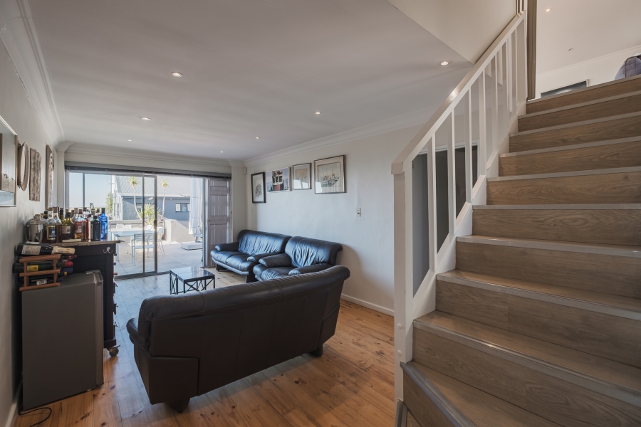 4 Bedroom Property for Sale in Fresnaye Western Cape